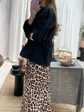 Load image into Gallery viewer, Satin Pants Libby Leopard
