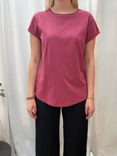 Load image into Gallery viewer, Organic t-shirt with rolled sleeves Faded Black

