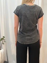 Load image into Gallery viewer, Organic t-shirt with rolled sleeves Faded Black
