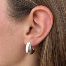 Load image into Gallery viewer, Silver Drop Earrings
