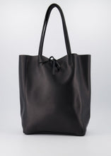 Load image into Gallery viewer, Totebag Mia Black
