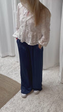 Load and play video in Gallery viewer, Satin Pants Libby Navy Blue
